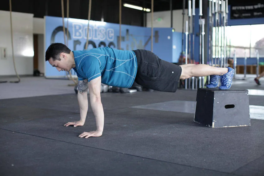 Decline Push-Up Decline Push-Up